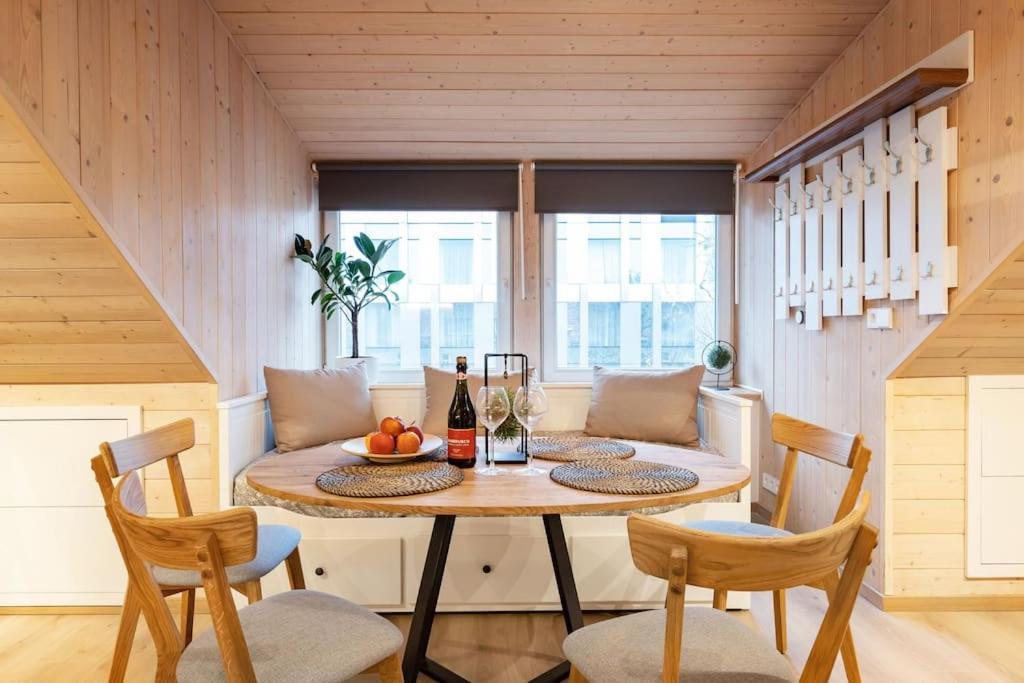 Luxury In Gedimino Av. * Vilnius