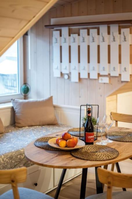 Luxury In Gedimino Av. * Vilnius